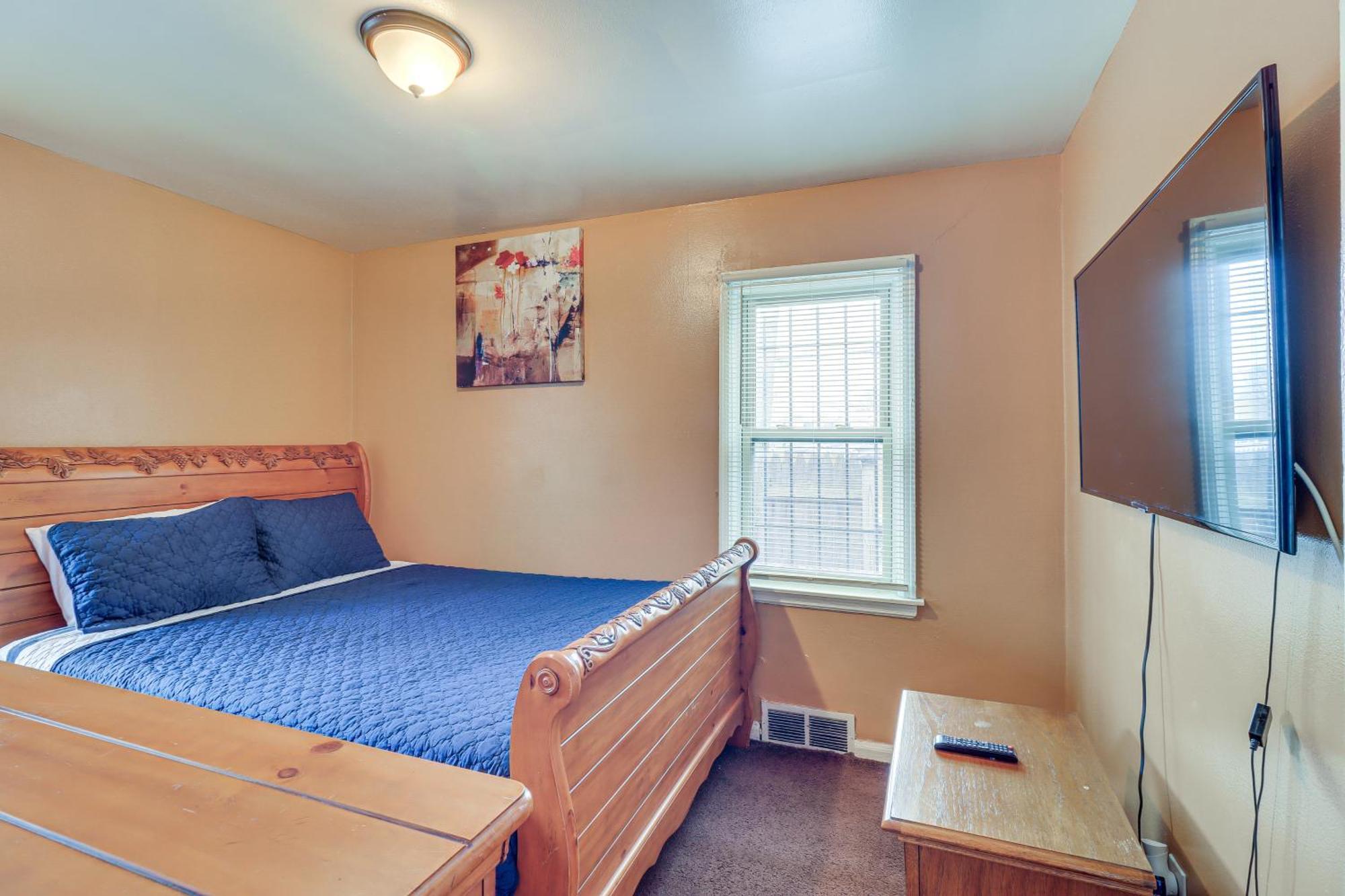 Family-Friendly Detroit Home 12 Mi To Downtown! Exterior photo