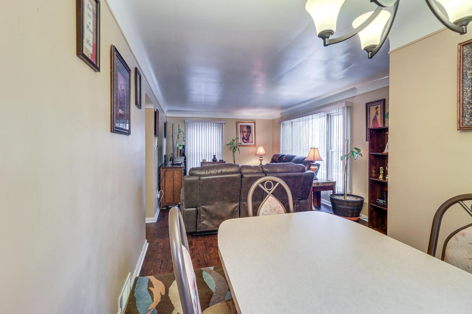 Family-Friendly Detroit Home 12 Mi To Downtown! Exterior photo